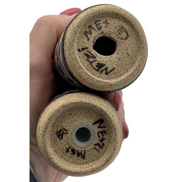 MEXICAN TONALA SALT & PEPPER SHAKERS NETZI CERAMIC BLUE PAINTED DESIGN - Picture 5 of 5